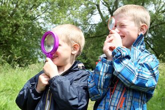 Bug hunt by Ric Mellis