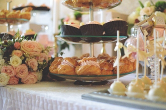 Afternoon tea by Zeno Aras