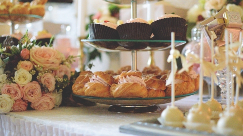 Afternoon tea by Zeno Aras