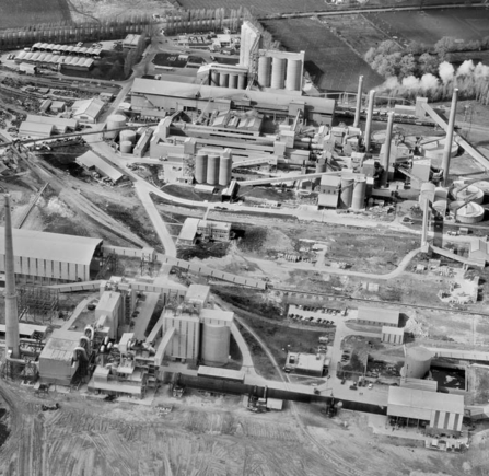 Aerial image of the cement works at Pitstone Quarry in April 1972